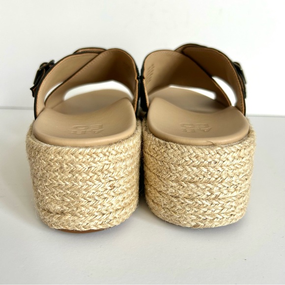 ☀️NEW IN BOX ABEO Solstice Cross Slide
Metatarsal. Size: 7.5 - Picture 10 of 15